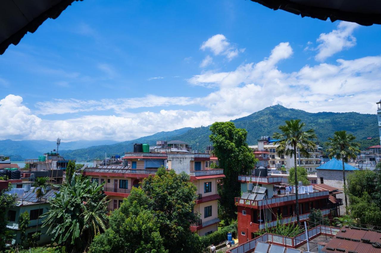 Butterfly Lodge Pokhara Exterior foto