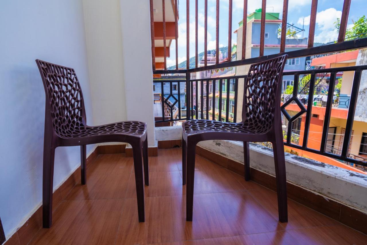 Butterfly Lodge Pokhara Exterior foto